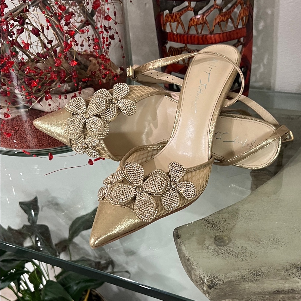 Betsey Johnson Gold Floral Heels